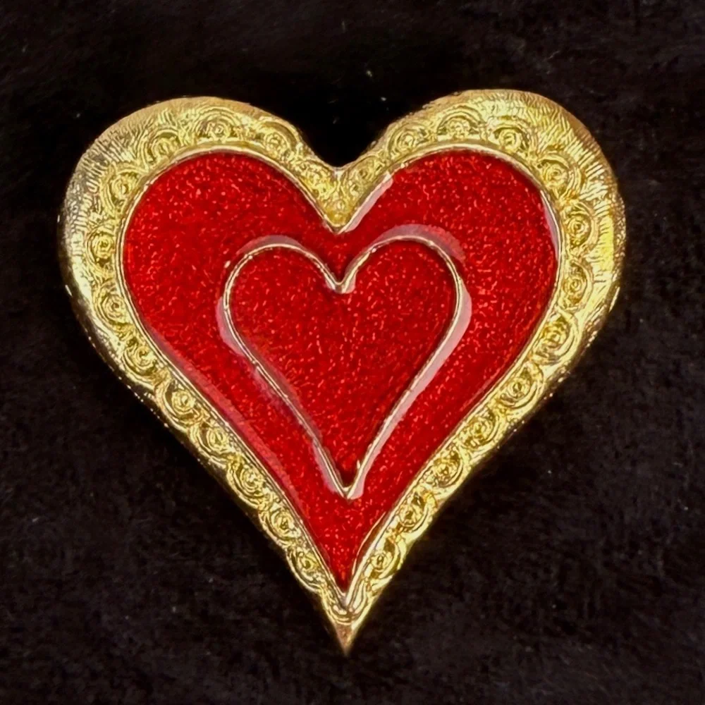 Vintage aged goldtone and red heart brooch pin